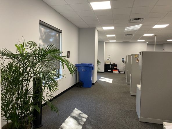 Office For Lease: 9393 Mill Springs Dr, Jacksonville, FL 32257